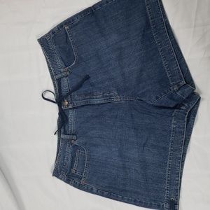 Venezia NWT denim shorts